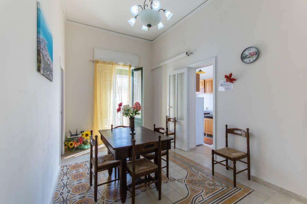 The Twins Rooms In Trapani 1 Exterior foto